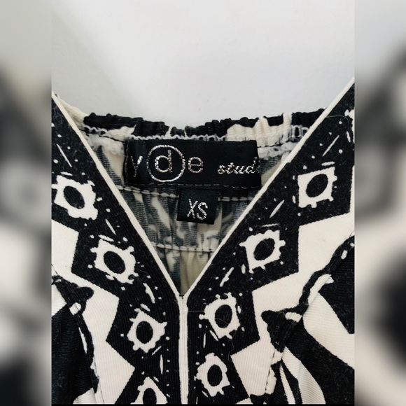 Blk/Wht Flower Print Maxi - Picture 4 of 6